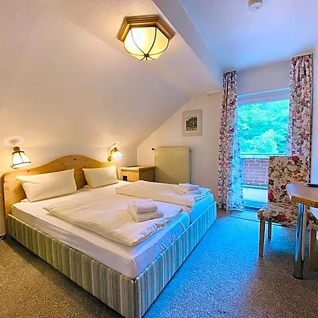 Edersee Hotell *